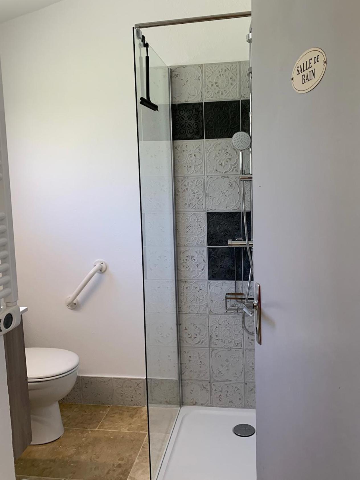 Gite La Loge 142 Route De Carpentras 84210 Venasque Eksteriør bilde