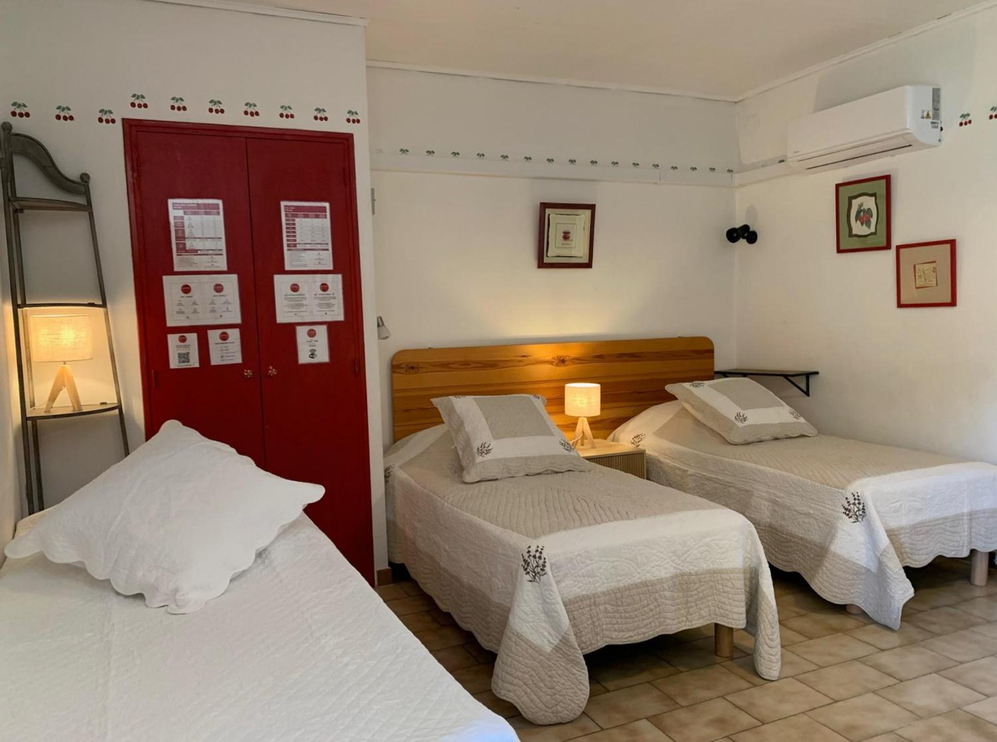 Gite La Loge 142 Route De Carpentras 84210 Venasque Eksteriør bilde